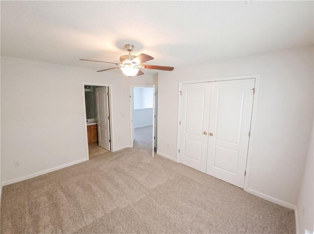 2 bedroom, 2 bathroom, 1,228 sq ft townhouse under contract at 220 Fox Creek Boulevard, Woodstock, GA 30188 — photo 4