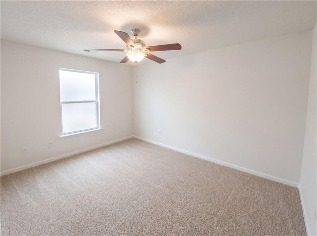 2 bedroom, 2 bathroom, 1,228 sq ft townhouse under contract at 220 Fox Creek Boulevard, Woodstock, GA 30188 — photo 7