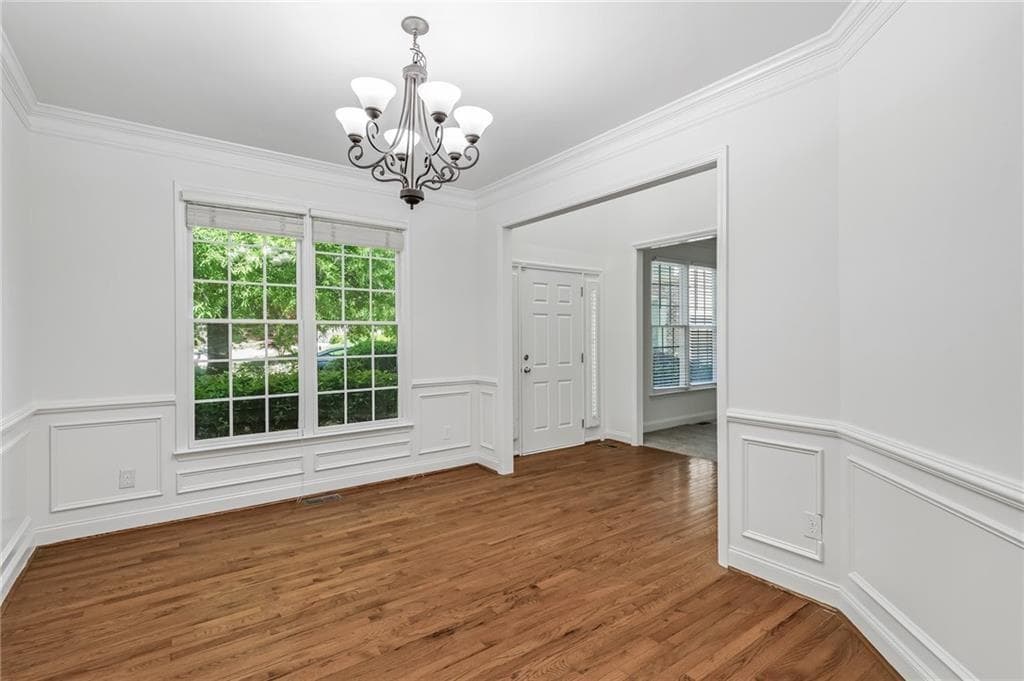 5 bedroom, 3 bathroom, 2,852 sq ft single family residence for sale at 5678 Coopers Glen Court, Mableton, GA 30126 — photo 5