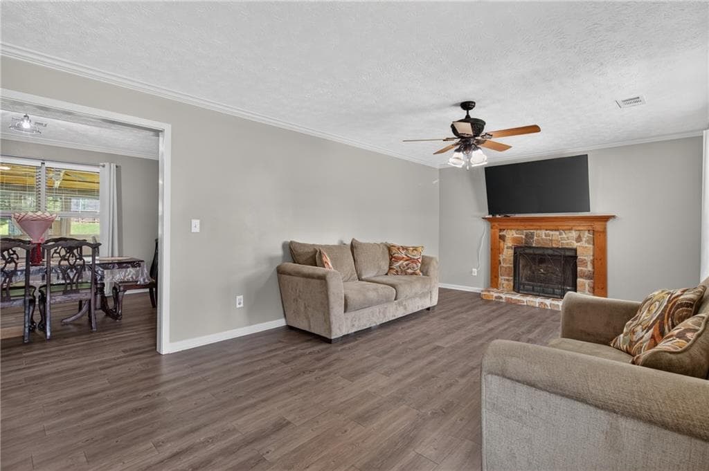 3 bedroom, 3 bathroom, 1,457 sq ft single family residence for sale at 5070 Hudson Road, Loganville, GA 30052 — photo 8
