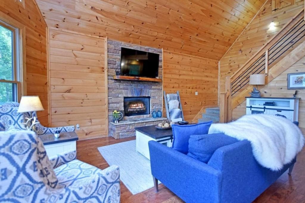 3 bedroom, 3 bathroom, 2,220 sq ft single family residence for sale at 901 Stuart Mountain Road, Mineral Bluff, GA 30559 — photo 8