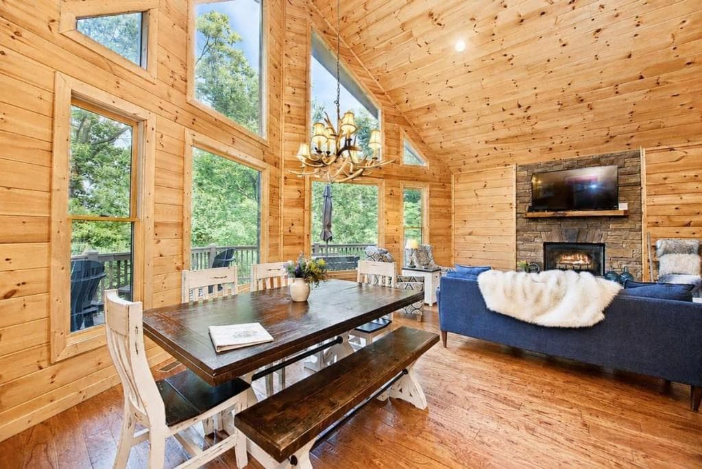 3 bedroom, 3 bathroom, 2,220 sq ft single family residence for sale at 901 Stuart Mountain Road, Mineral Bluff, GA 30559 — photo 10