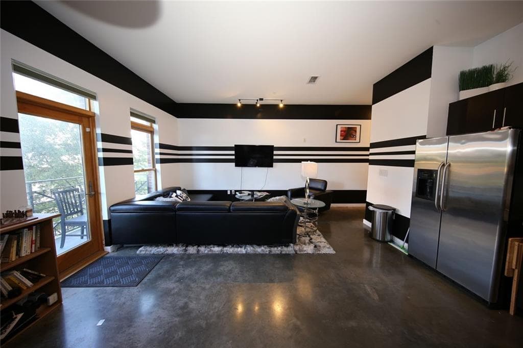 1 bedroom, 1 bathroom, 796 sq ft condominium for rent at 333 Nelson Street 201, Atlanta, GA 30313 for $1,795 a month — photo 6