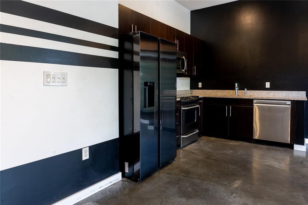 1 bedroom, 1 bathroom, 796 sq ft condominium for rent at 333 Nelson Street 201, Atlanta, GA 30313 for $1,795 a month — photo 9
