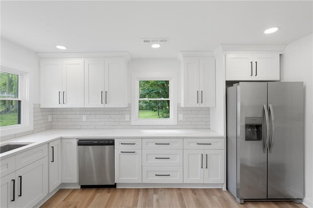 3 bedroom, 2 bathroom, 1,400 sq ft single family residence for sale at 12778 Cumming Highway, Canton, GA 30115 — photo 4