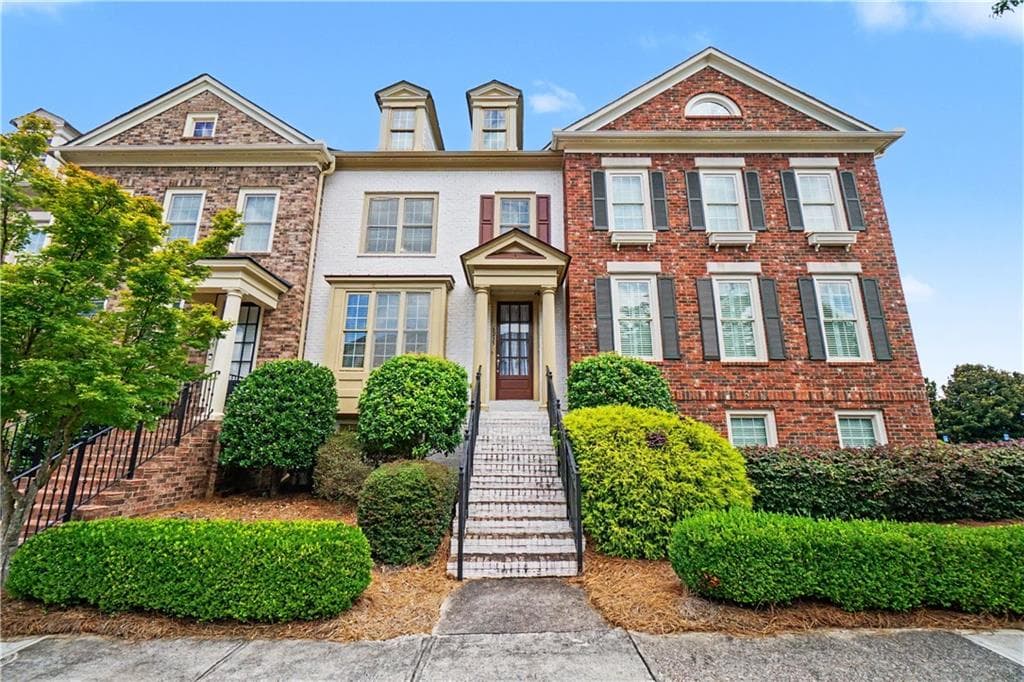 2 bedroom, 3 bathroom, 1,778 sq ft townhouse for sale at 6235 Carriage Gate Lane, Mableton, GA 30126