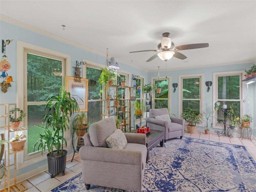 6 bedroom, 3 bathroom, 2,710 sq ft single family residence under contract at 1310 Vineyard Drive, Conyers, GA 30013 — photo 8
