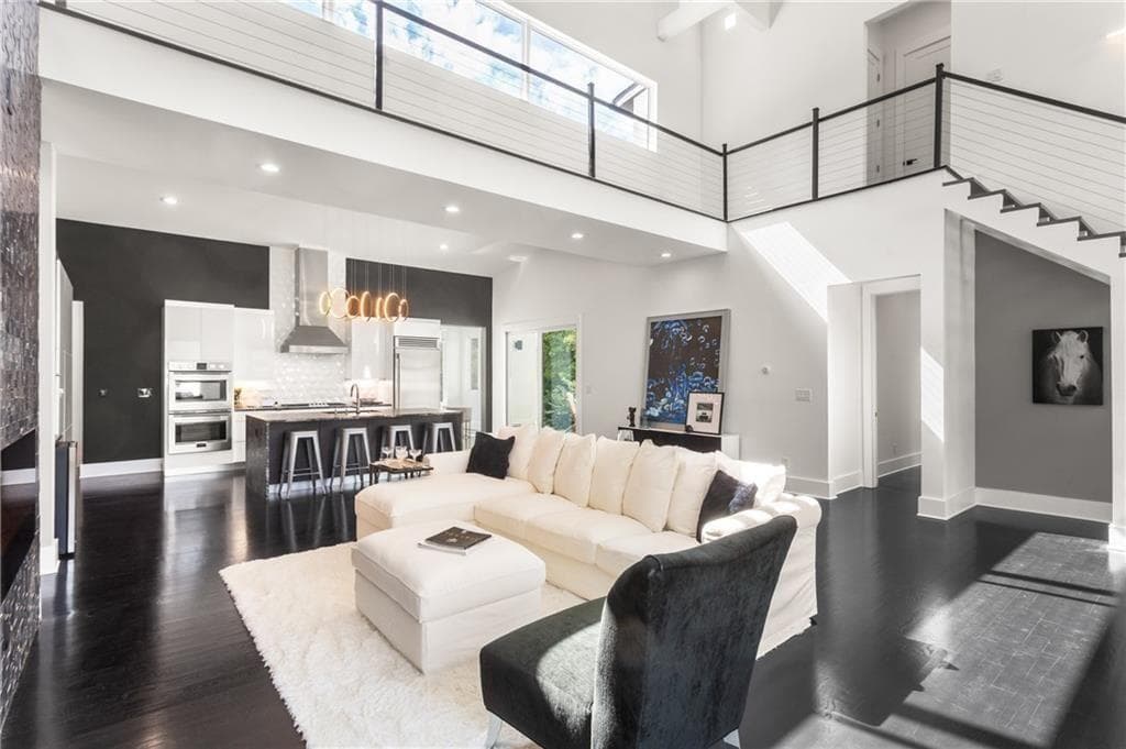 4 bedroom, 5 bathroom, 4,500 sq ft single family residence for rent at 1756 N Akin Drive, Atlanta, GA 30345 for $8,500 a month — photo 5