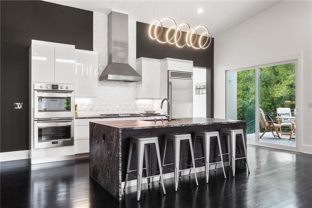 4 bedroom, 5 bathroom, 4,500 sq ft single family residence for rent at 1756 N Akin Drive, Atlanta, GA 30345 for $8,500 a month — photo 10