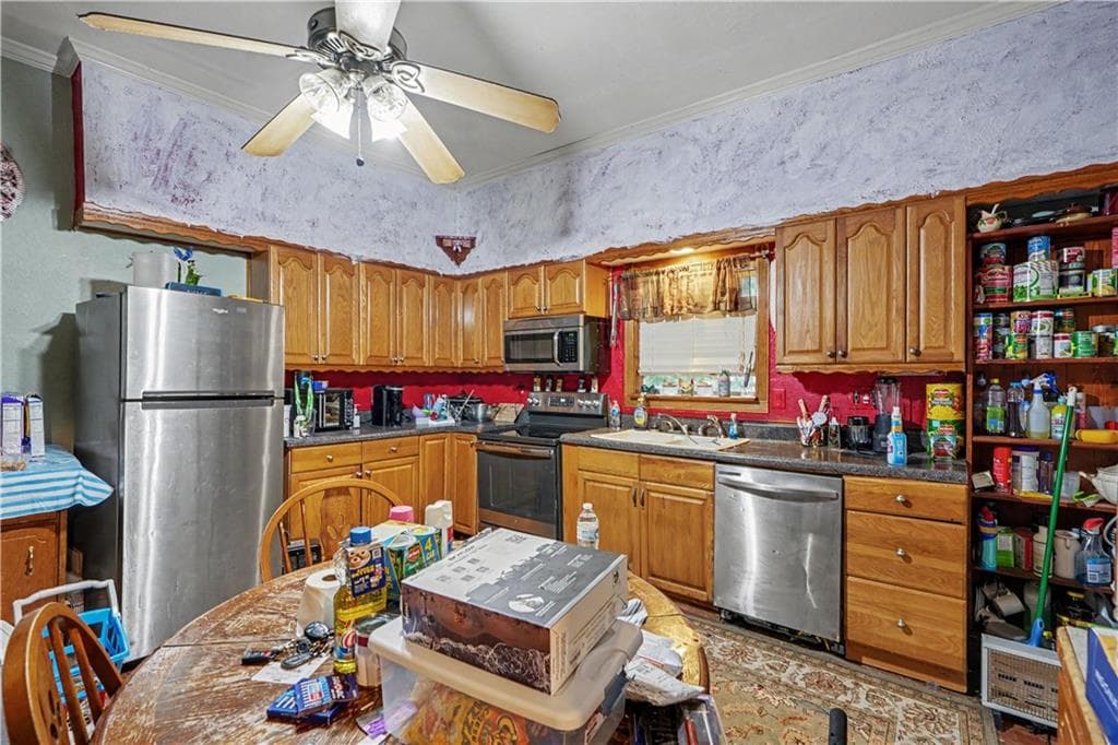 2 bedroom, 2 bathroom, 1,176 sq ft single family residence for sale at 22 S Broad Street, Porterdale, GA 30014 — photo 6