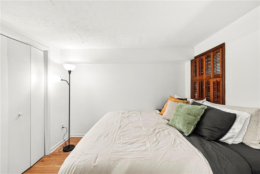 1 bedroom, 1 bathroom duplex for rent at 3635 Cantrell Road 3, Atlanta, GA 30319 for $1,700 a month — photo 2