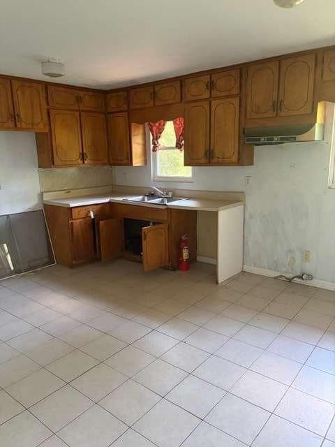 3 bedroom, 1 bathroom, 1,025 sq ft single family residence for sale at 5906 Oakdale Road, Mableton, GA 30126 — photo 4