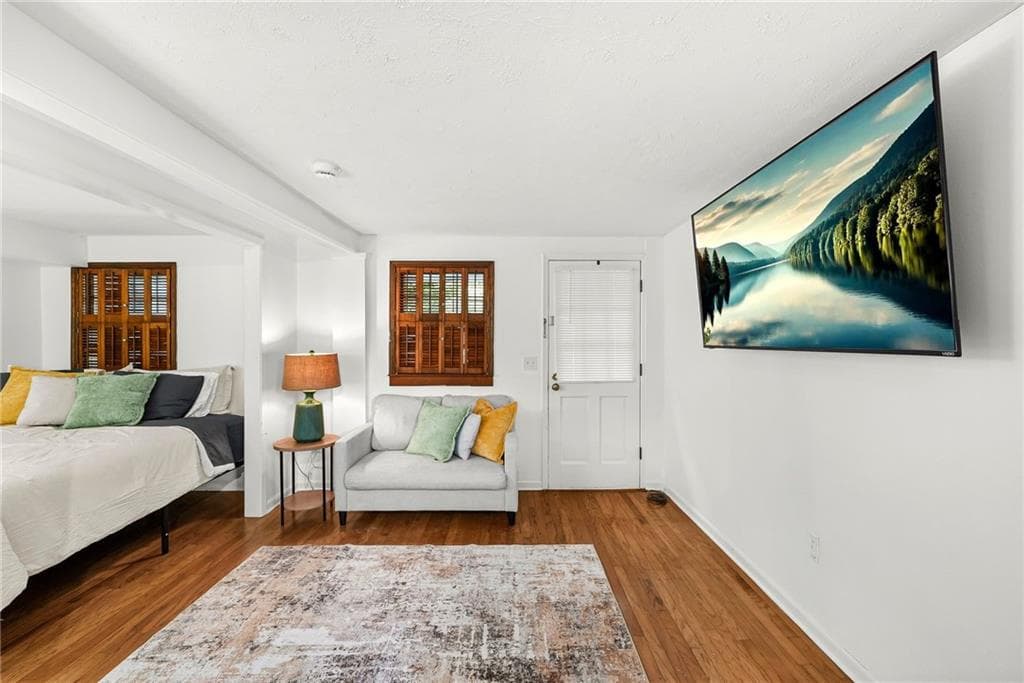 1 bedroom, 1 bathroom duplex for rent at 3635 Cantrell Road 3, Atlanta, GA 30319 for $1,700 a month — photo 3