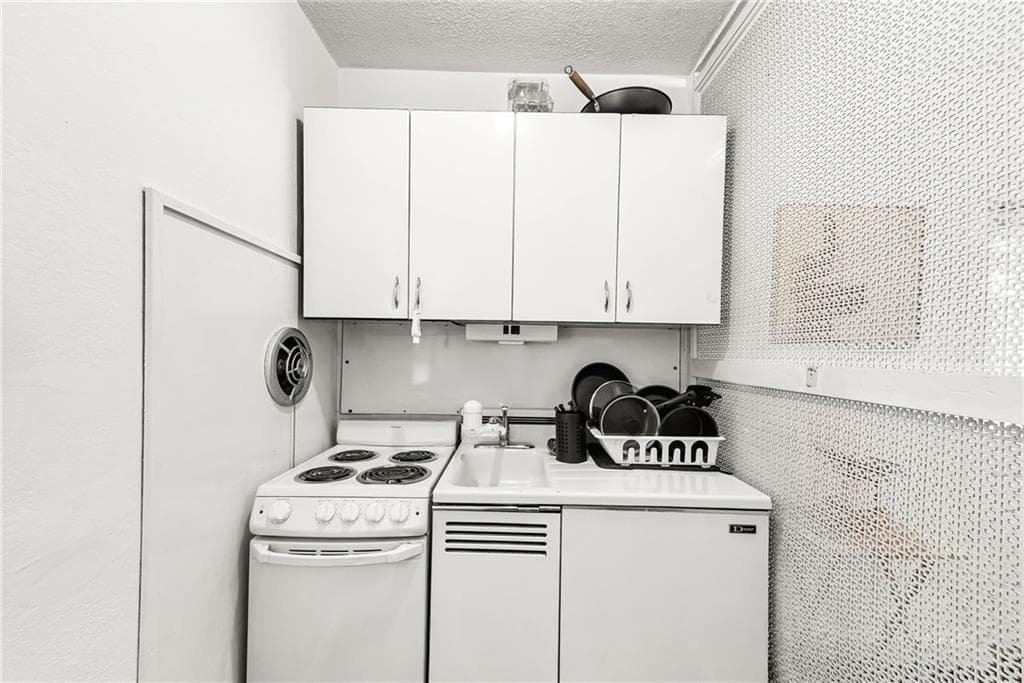 1 bedroom, 1 bathroom duplex for rent at 3635 Cantrell Road 4, Atlanta, GA 30319 for $1,700 a month — photo 10