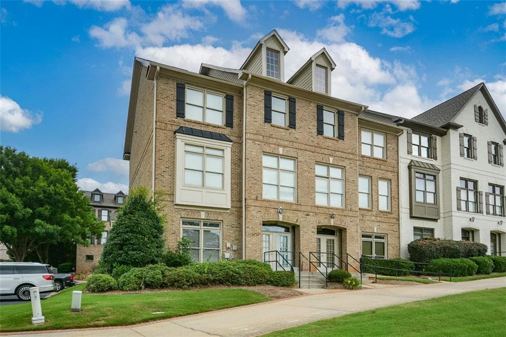 5 bedroom, 4 bathroom townhouse for rent at 1165 Laurel Place, Smyrna, GA 30080 for $7,995 a month — photo 5