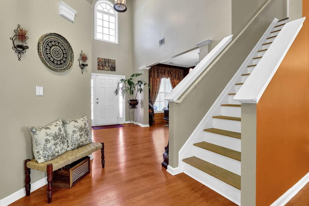 5 bedroom, 3 bathroom, 2,907 sq ft single family residence for sale at 2337 Longmont Drive, Lawrenceville, GA 30044 — photo 5