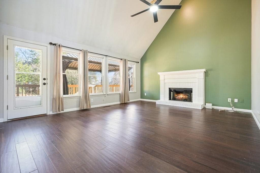 6 bedroom, 4 bathroom, 3,706 sq ft single family residence for sale at 2102 Kendall Close, Acworth, GA 30102 — photo 10