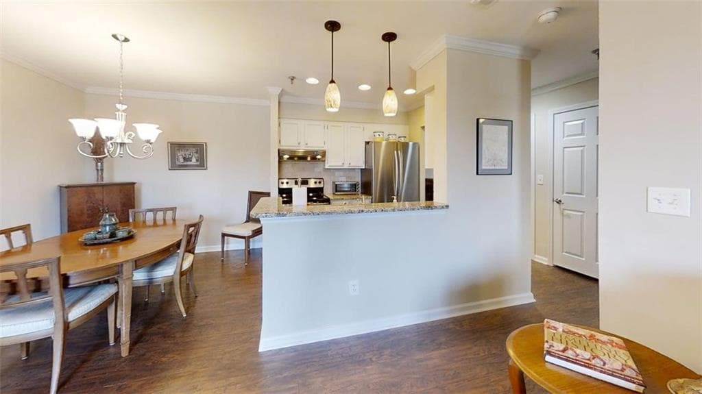 2 bedroom, 2 bathroom, 1,070 sq ft condominium for sale at 300 Johnson Ferry Road B506, Sandy Springs, GA 30328 — photo 5