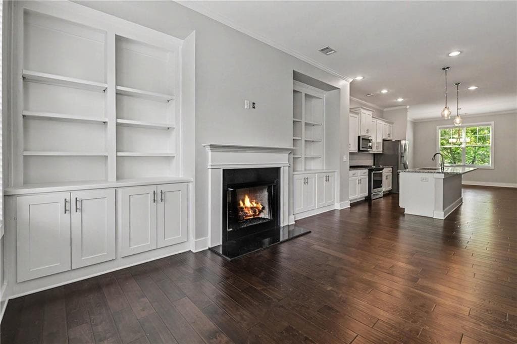 3 bedroom, 4 bathroom, 2,153 sq ft townhouse under contract at 2178 Colvin Court, Atlanta, GA 30318 — photo 4