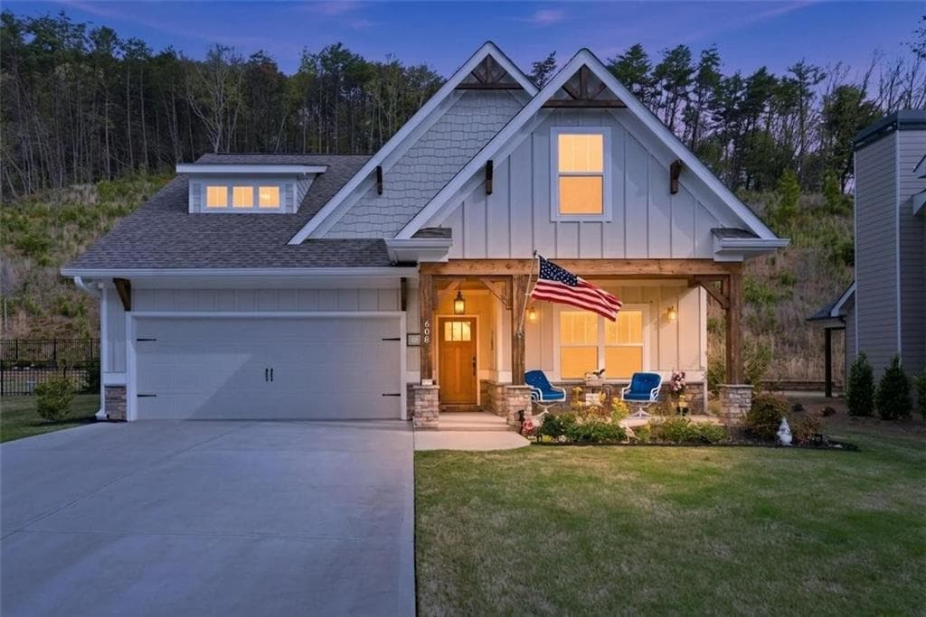4 bedroom, 3 bathroom, 2,416 sq ft home for sale at 608 Spring Water, Waleska, GA