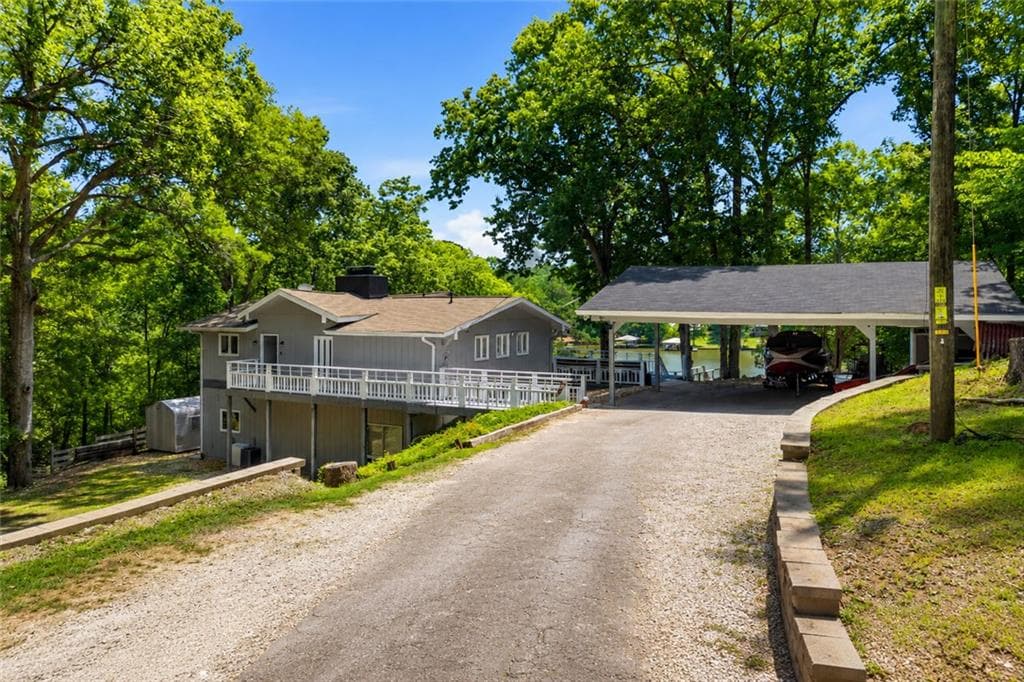 4 bedroom, 3 bathroom, 2,806 sq ft single family residence for sale at 405 Miller Road, Covington, GA 30014 — photo 2