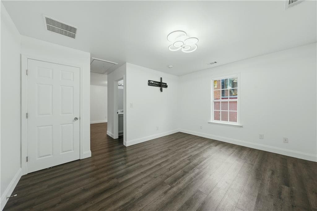 2 bedroom, 2 bathroom single family residence for rent at 226 Thornton Street, Atlanta, GA 30315 for $1,700 a month — photo 4