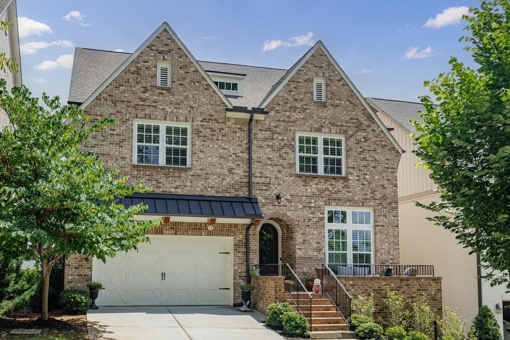 5 bedroom, 5 bathroom, 5,175 sq ft single family residence for sale at 320 Harp Street, Alpharetta, GA 30009 — photo 6