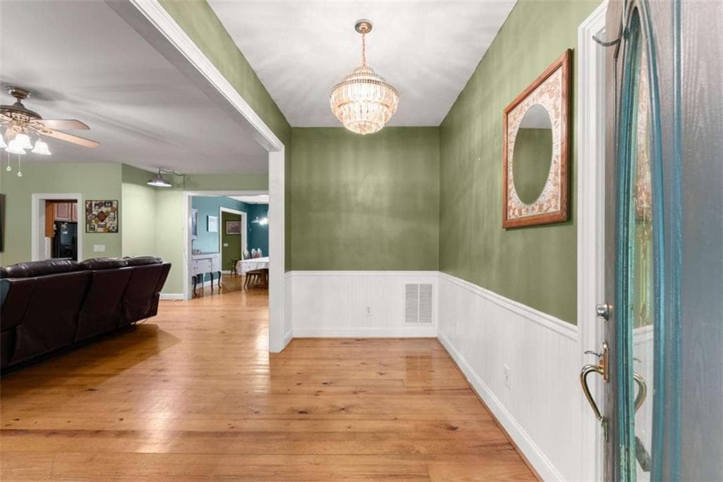 5 bedroom, 4 bathroom, 5,232 sq ft single family residence under contract at 45 River Chase, Hoschton, GA 30548 — photo 5