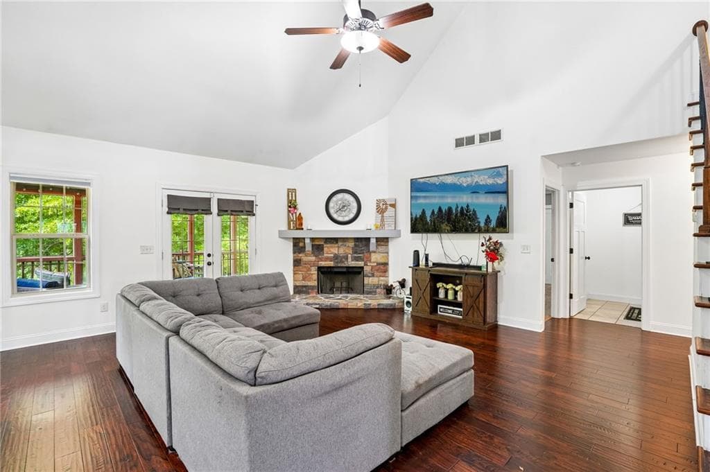 4 bedroom, 3 bathroom, 2,764 sq ft single family residence for sale at 103 Fieldstone Circle, Carrollton, GA 30116 — photo 9