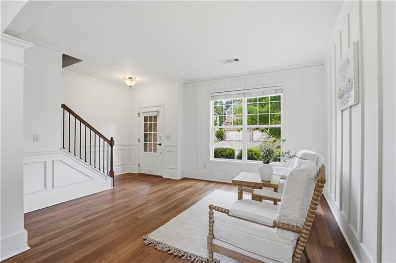 5 bedroom, 4 bathroom, 3,142 sq ft single family residence for sale at 5750 Palmtree Pass, Cumming, GA 30040 — photo 7