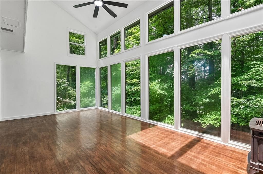 4 bedroom, 3 bathroom, 2,500 sq ft single family residence for sale at 2272 Vistamont Drive, Decatur, GA 30033 — photo 9
