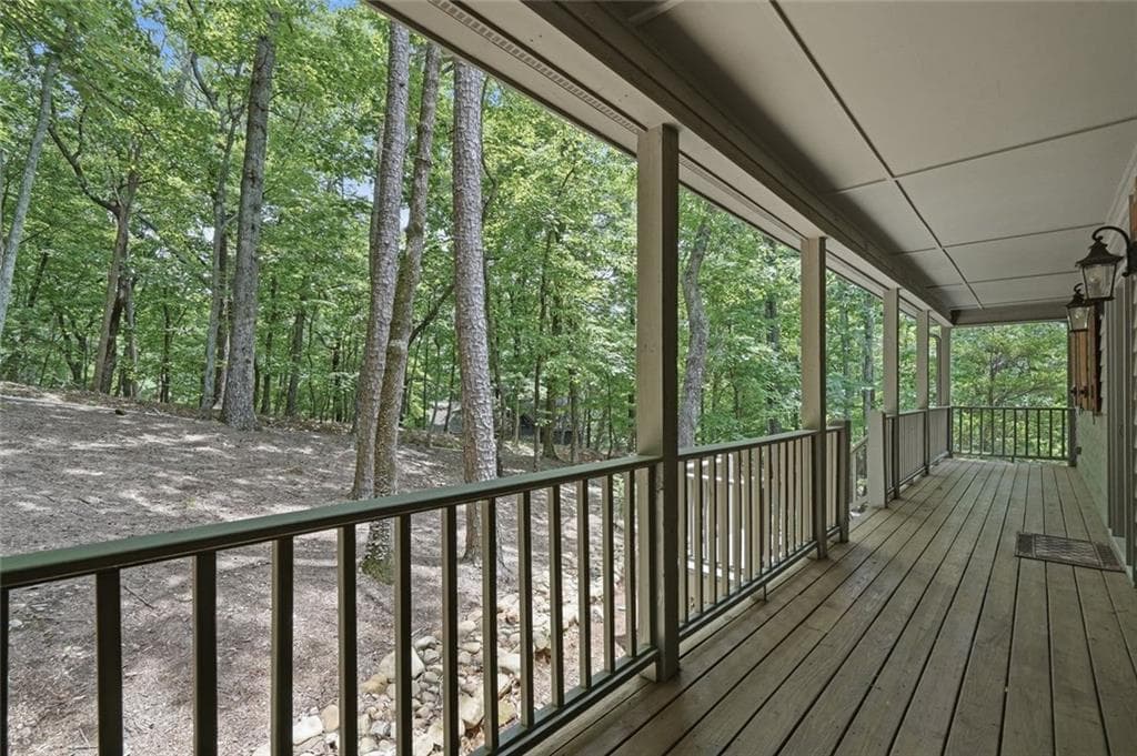 3 bedroom, 3 bathroom, 1,879 sq ft single family residence for sale at 222 Bellflower Drive, Jasper, GA 30143 — photo 4