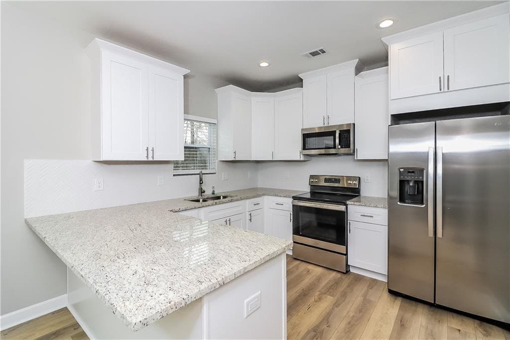 3 bedroom, 2 bathroom, 1,358 sq ft single family residence for rent at 112 Cassidy Trail, Douglasville, GA 30134 for $2,030 a month — photo 3