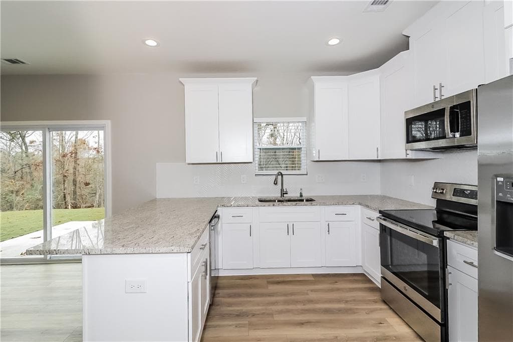 3 bedroom, 2 bathroom, 1,358 sq ft single family residence for rent at 112 Cassidy Trail, Douglasville, GA 30134 for $2,030 a month — photo 7