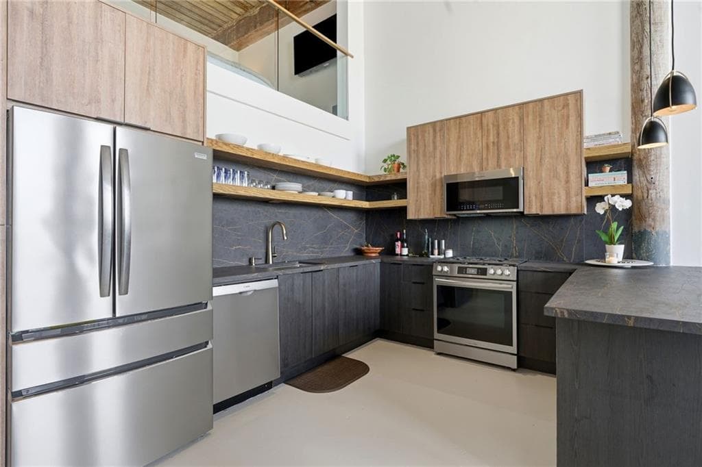2 bedroom, 2 bathroom, 1,858 sq ft condominium for sale at 170 Boulevard 309E, Atlanta, GA 30312 — photo 10