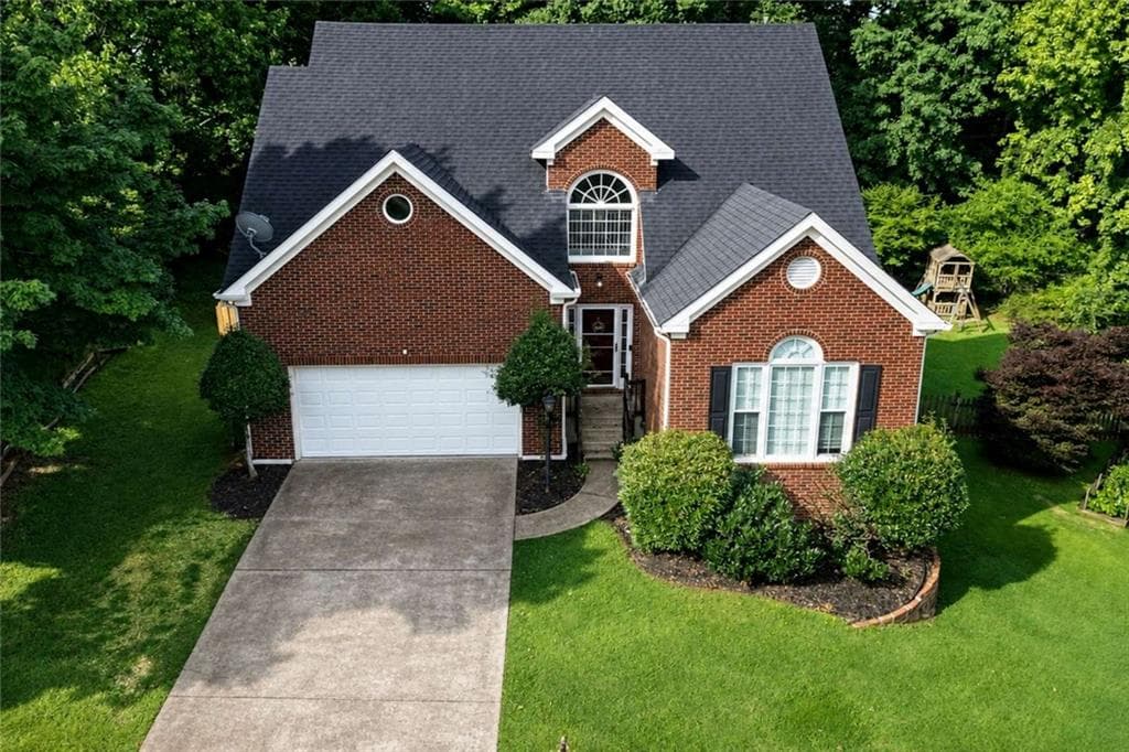 5 bedroom, 4 bathroom, 2,866 sq ft single family residence for sale at 2707 Glenrose Hill, Atlanta, GA 30341