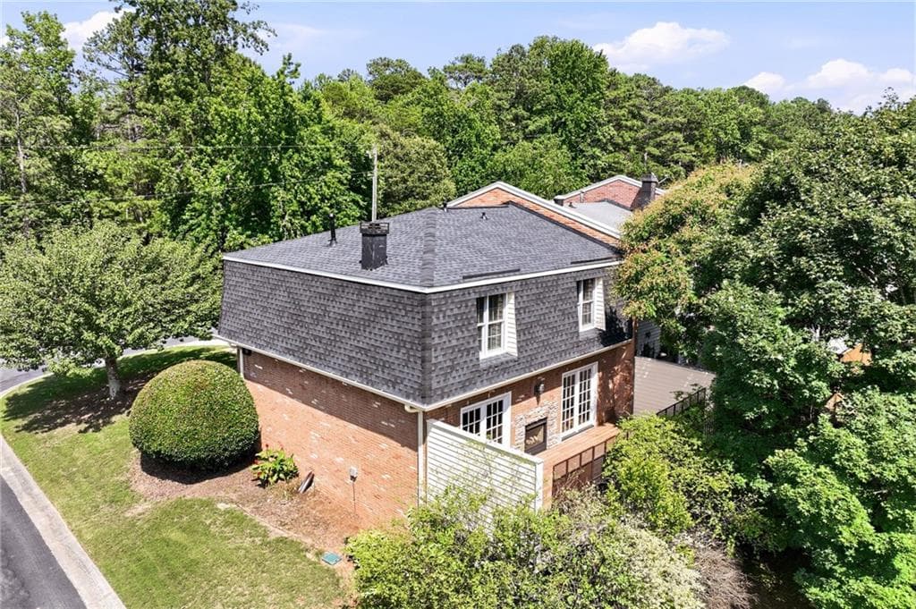 3 bedroom, 3 bathroom, 1,680 sq ft condominium for sale at 6500 Gaines Ferry Road D-6, Flowery Branch, GA 30542 — photo 2