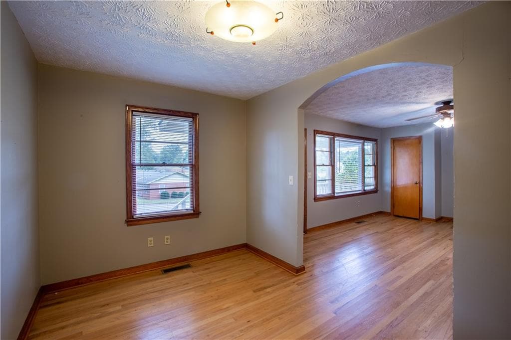 2 bedroom, 1 bathroom, 1,000 sq ft duplex for rent at 133 Nelson Street B, Monroe, GA 30655 for $1,475 a month — photo 5