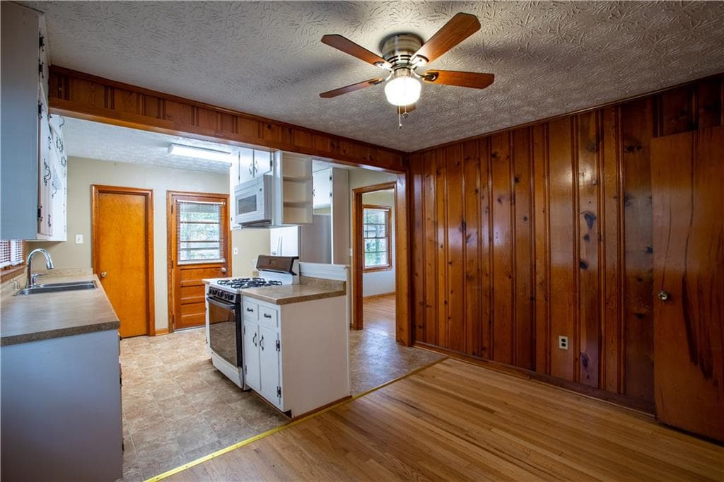 2 bedroom, 1 bathroom, 1,000 sq ft duplex for rent at 133 Nelson Street B, Monroe, GA 30655 for $1,475 a month — photo 8