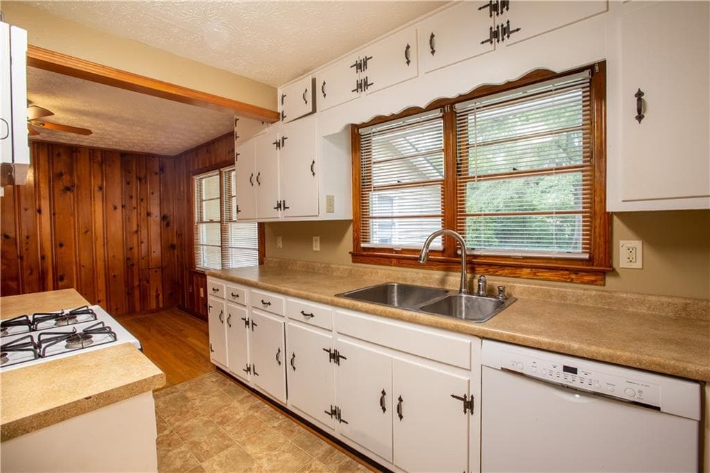 2 bedroom, 1 bathroom, 1,000 sq ft duplex for rent at 133 Nelson Street B, Monroe, GA 30655 for $1,475 a month — photo 10