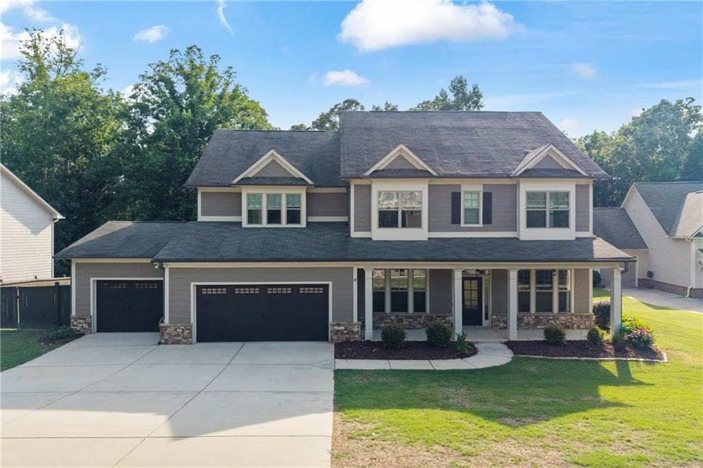 5 bedroom, 4 bathroom, 3,822 sq ft single family residence under contract at 5930 Mount Laurel Walk, Flowery Branch, GA 30542 — photo 4