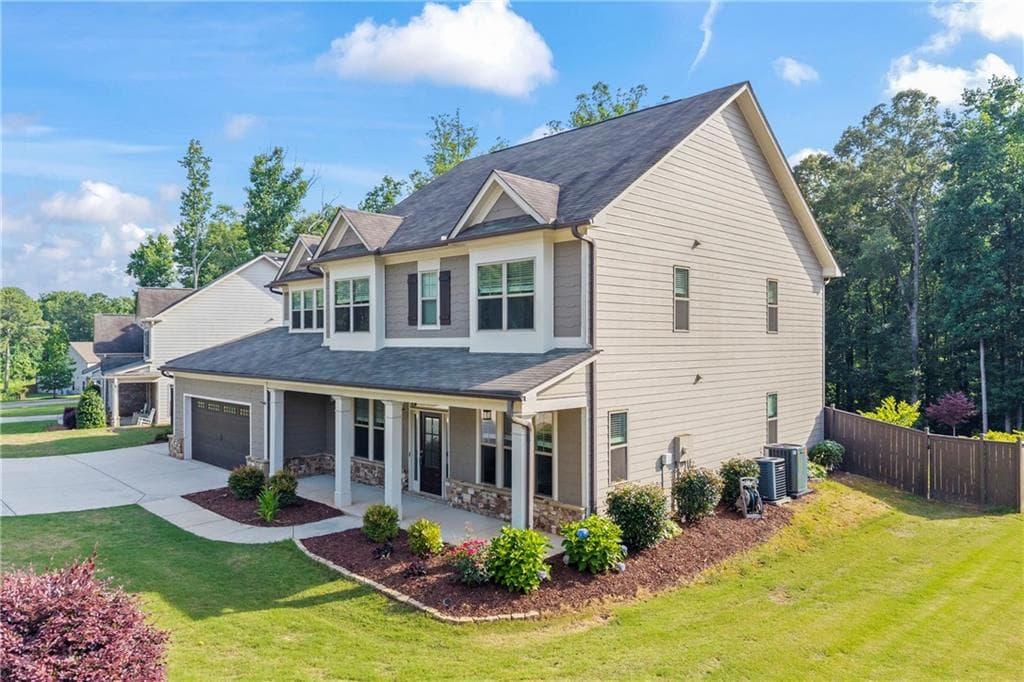 5 bedroom, 4 bathroom, 3,822 sq ft single family residence under contract at 5930 Mount Laurel Walk, Flowery Branch, GA 30542 — photo 3