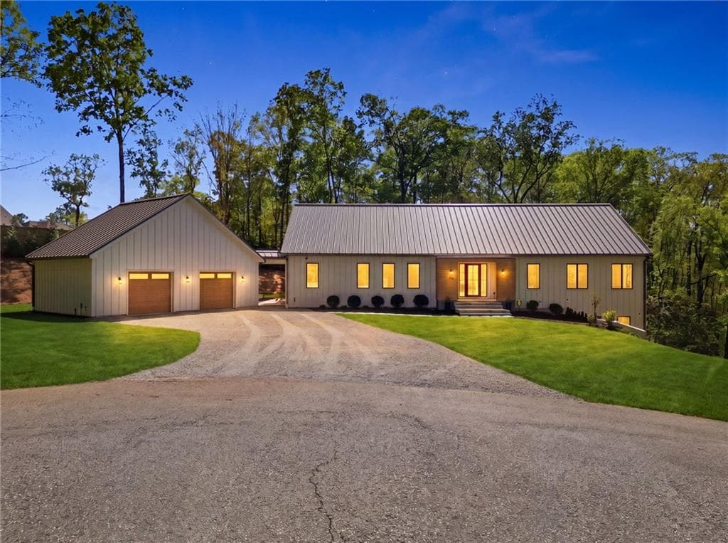 4 bedroom, 5 bathroom, 5,885 sq ft single family residence for sale at 498 Old Mount Carmel Road, Canton, GA 30114 — photo 8
