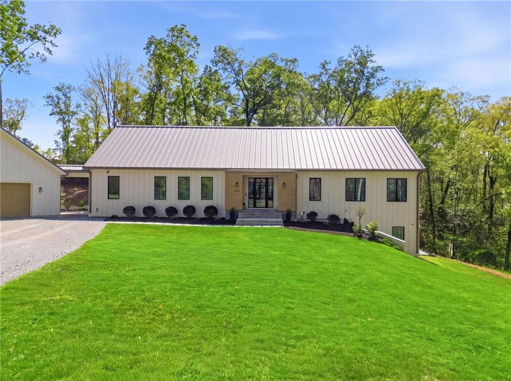 4 bedroom, 5 bathroom, 5,885 sq ft single family residence for sale at 498 Old Mount Carmel Road, Canton, GA 30114 — photo 10