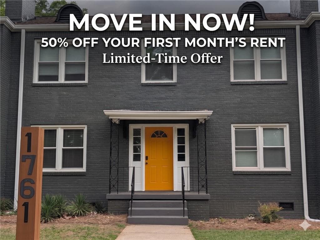 2 bedroom, 1 bathroom, 950 sq ft apartment for rent at 1761 John Calvin Avenue 1, Atlanta, GA 30337 for $1,250 a month — photo 1 of 20