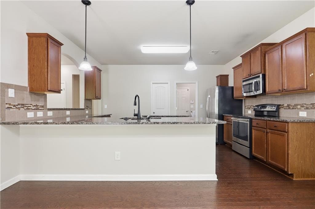 5 bedroom, 4 bathroom, 3,040 sq ft single family residence for sale at 1331 Thomas Daniel Way, Lawrenceville, GA 30045 — photo 10