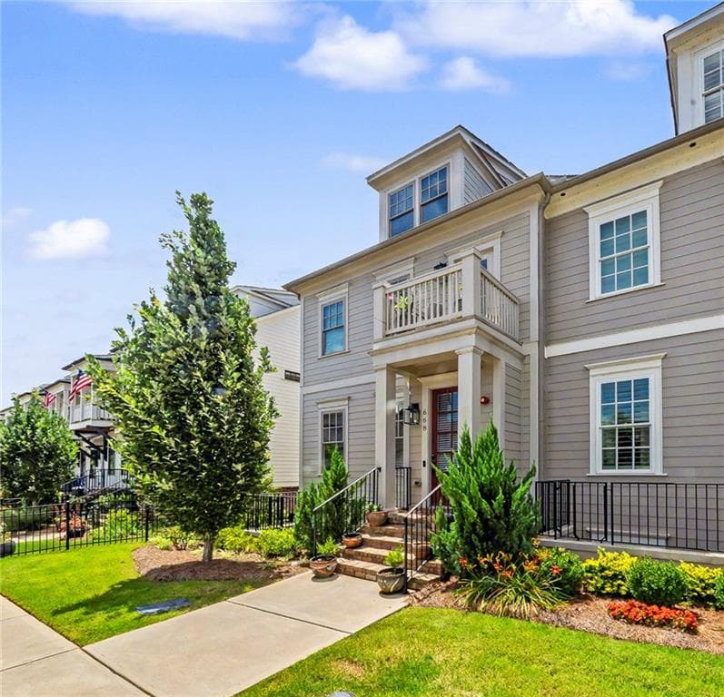 4 bedroom, 5 bathroom, 3,218 sq ft townhouse for sale at 668 Brashy Street, Woodstock, GA 30188 — photo 3