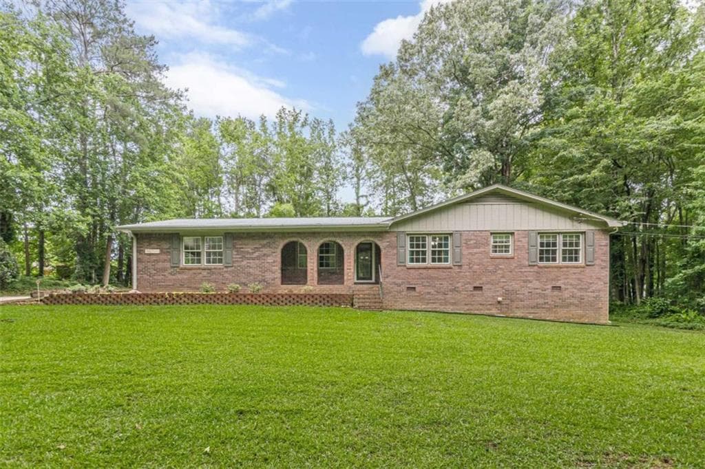 2 bedroom, 2 bathroom, 1,459 sq ft single family residence for sale at 5458 Christi Drive, Douglasville, GA 30135 — photo 4