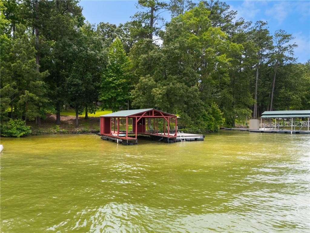 1 bedroom, 1 bathroom, 615 sq ft single family residence sold at 5500 Mccoy Road 24, Acworth, GA 30101