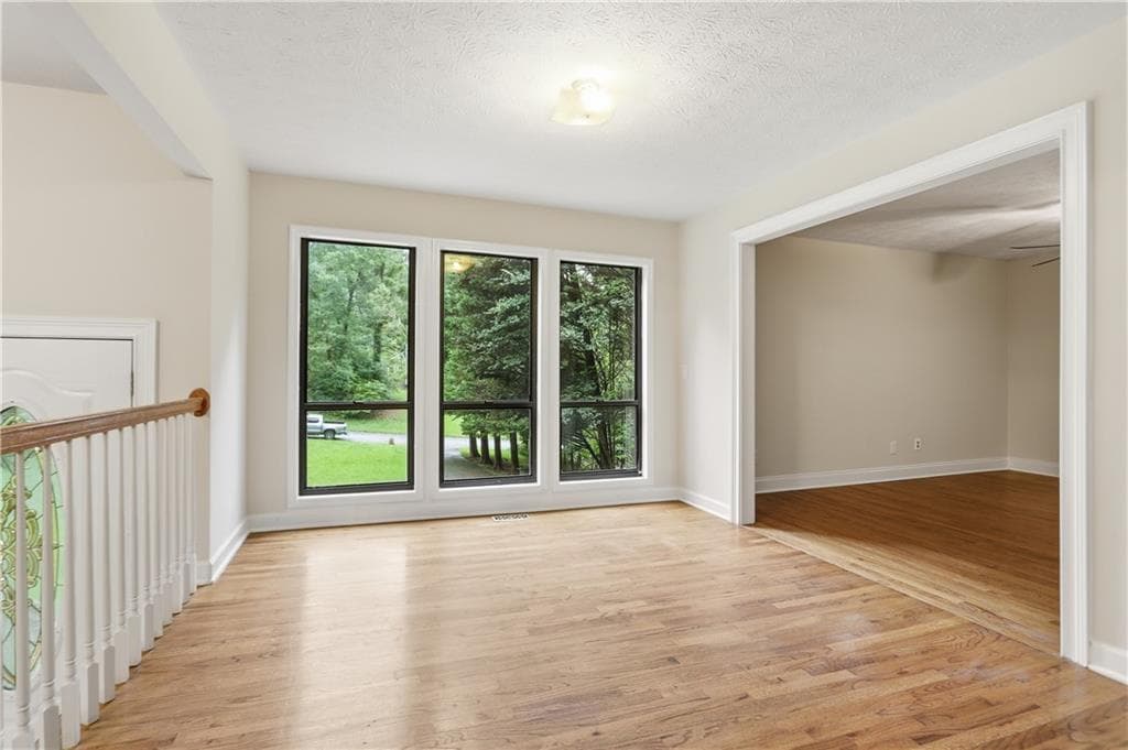 3 bedroom, 2 bathroom, 2,629 sq ft single family residence for sale at 3634 N Hampton Drive, Kennesaw, GA 30144 — photo 5